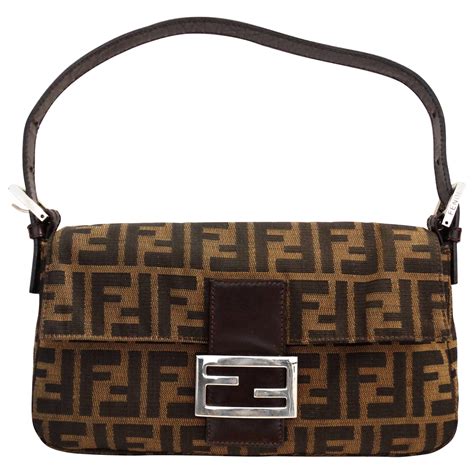 fendi baguette storia|fendi baguette monogram.